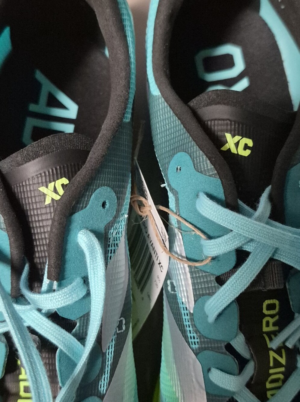 Adidas Unisex Adizero Avanti XC Spikes, Flash Aqua/Zero Met/ Lucid Lemon - Picture 14 of 14